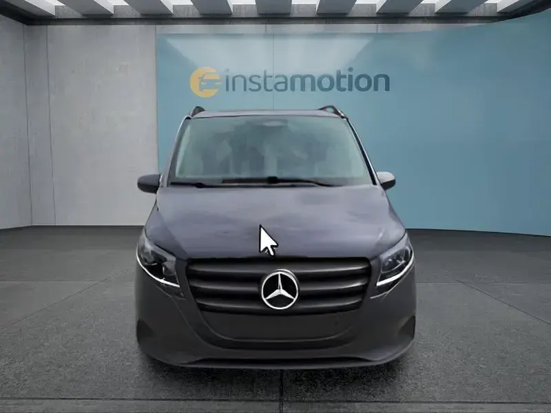 Gebraucht Mercedes e-Vito 150 kW (204 PS) 2025 Grau Van