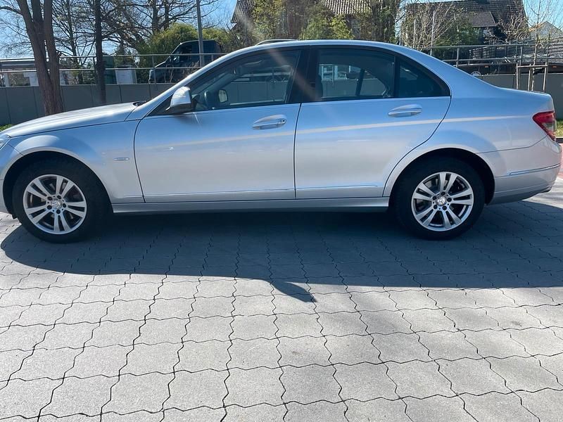 Gebraucht Mercedes C200 184 PS (135 kW) 2007 Silber Limousine