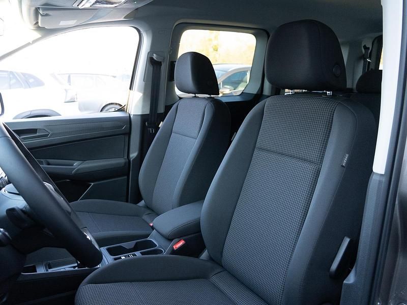 Neu VW Caddy 114 PS (83 kW) 2025 Candyweiß Van / Kleinbus