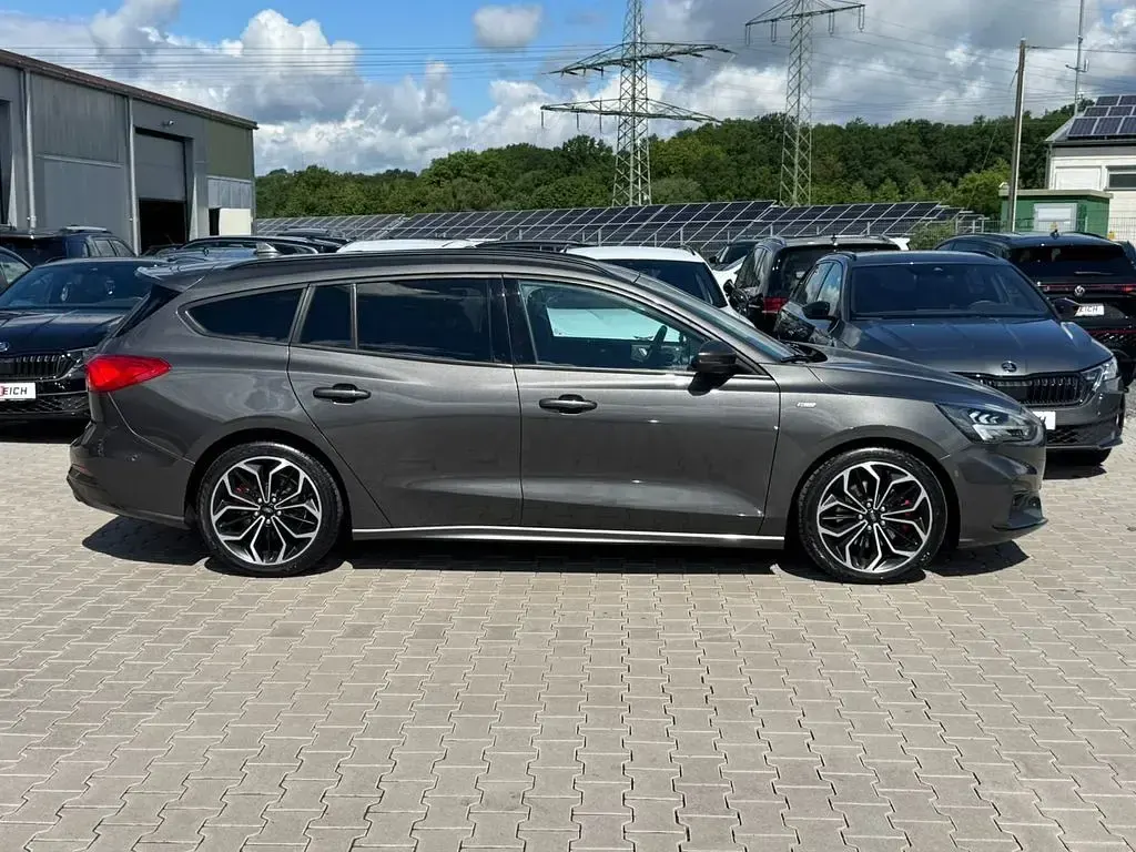 Gebraucht Ford Focus ST-Line 150 PS (110 kW) 2019 Grau Kombi