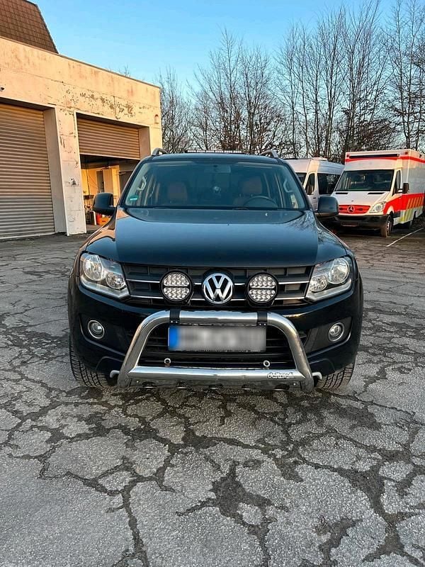 Gebraucht VW Amarok 163 PS (119 kW) 2011 Schwarz Pickup