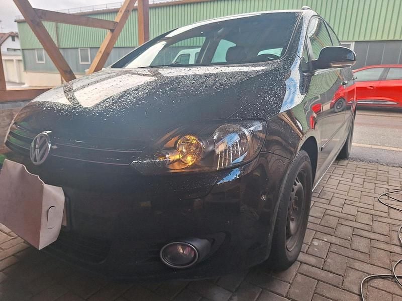 Gebraucht VW Golf VI 105 PS (77 kW) 2010 Schwarz Kleinwagen