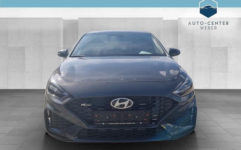Neu Hyundai i30 N Line 140 PS (102 kW) 2025 Grau Limousine