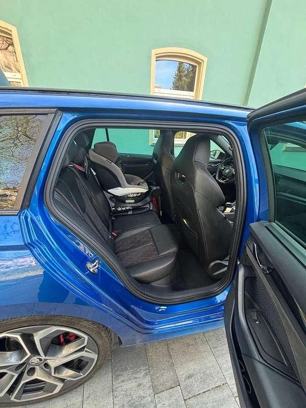 Gebraucht Skoda Octavia RS 200 PS (147 kW) 2022 Blau Kombi