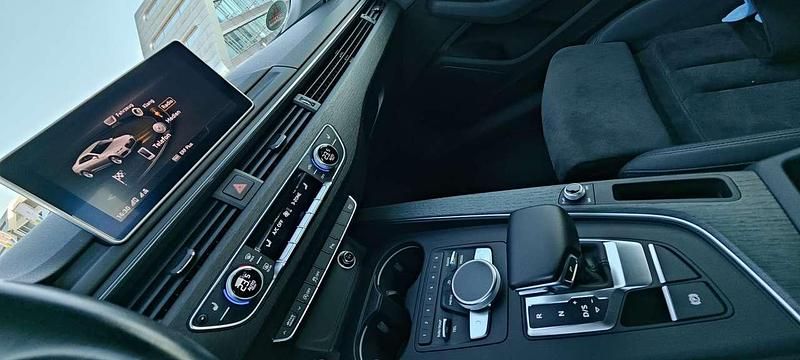 Blau Gebraucht 2017 Audi A5 Design Coupé | 23.800 € (Guter Preis) - Bild 1/4