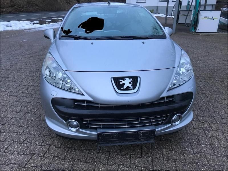 Gebraucht Peugeot 207 CC 120 PS (88 kW) 2009 Silber Cabrio