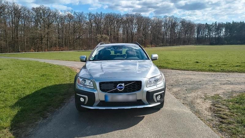 Gebraucht Volvo XC70 Standard 181 PS (133 kW) 2016 Silber Kombi