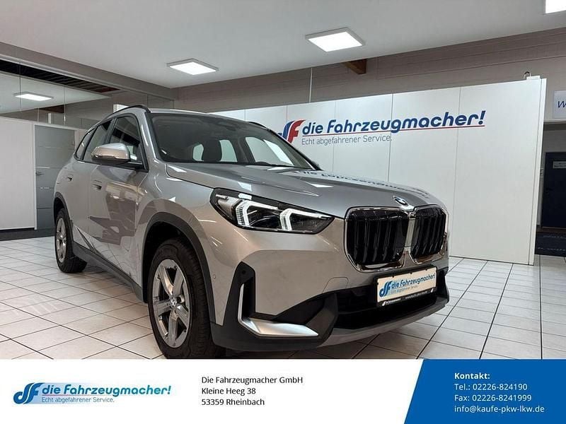 Silber Gebraucht 2023 BMW X1 SUV | 36.788 € (Superpreis) - Bild 1/4