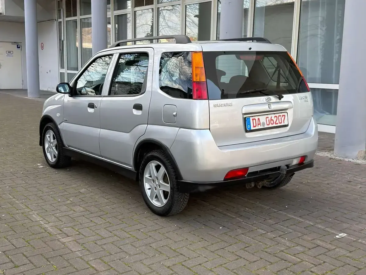 Gebraucht Suzuki Ignis 99 PS (72 kW) 2005 Silber Kleinwagen