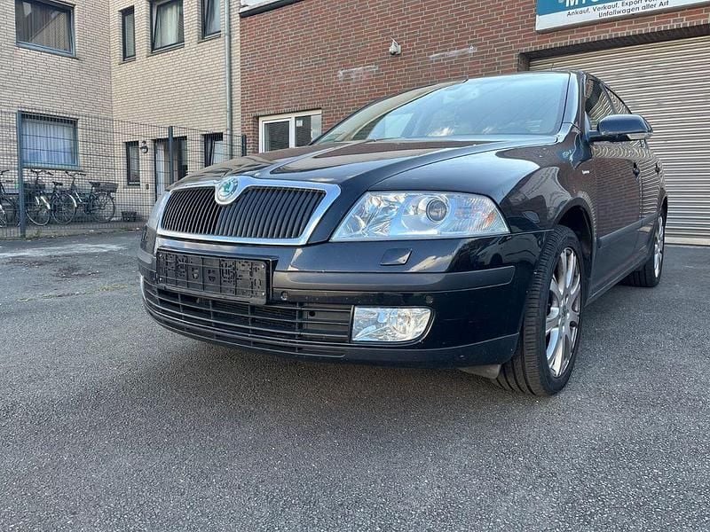 Schwarz Gebraucht 2006 Skoda Octavia Ambiente Limousine | 3.200 € (Guter Preis) - Bild 1/4