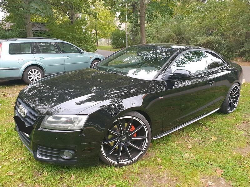 Schwarz Gebraucht 2010 Audi A5 S-Line Coupé | 9.800 € (Etwas zu teuer) - Bild 1/4