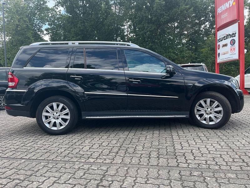 Gebraucht Mercedes GL350 265 PS (194 kW) 2012 Schwarz/baltic black SUV