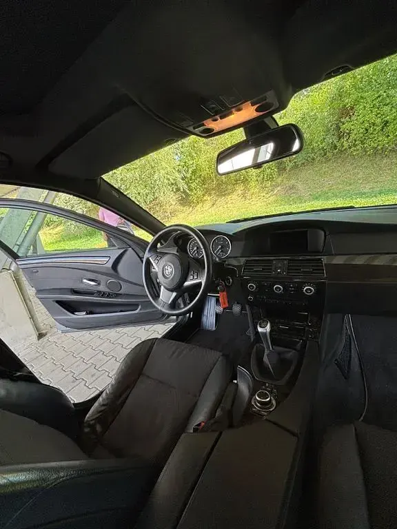 Używany BMW 520 184 KM (135 kW) 2009 Srebrny Kombi