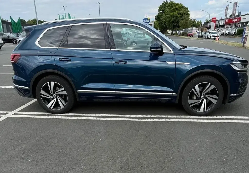 Gebraucht VW Touareg 286 PS (210 kW) 2018 Blau SUV