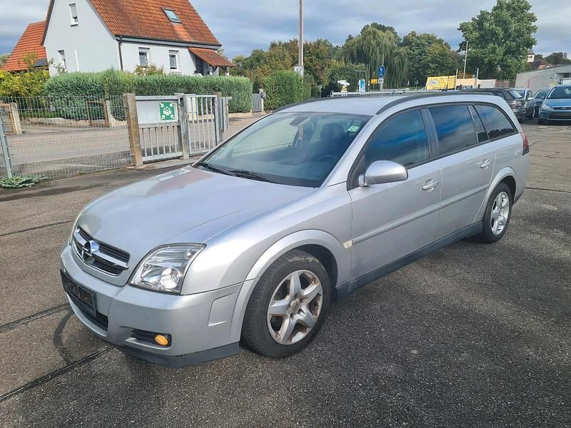 Gebraucht Opel Vectra 150 PS (110 kW) 2004 Silber Kombi