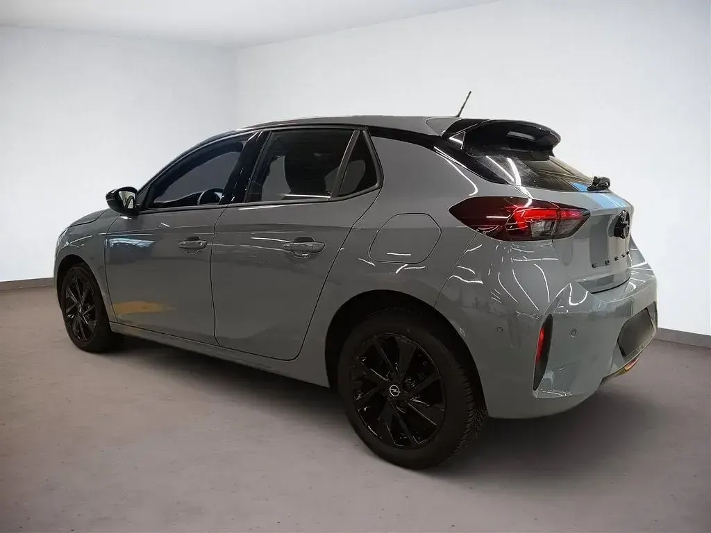 Gebraucht Opel Corsa 101 PS (74 kW) 2025 Grau Kleinwagen