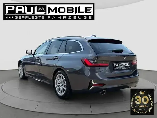 Gebraucht BMW 330 Luxury Line 258 PS (189 kW) 2022 Mineralgrau metallic Kombi