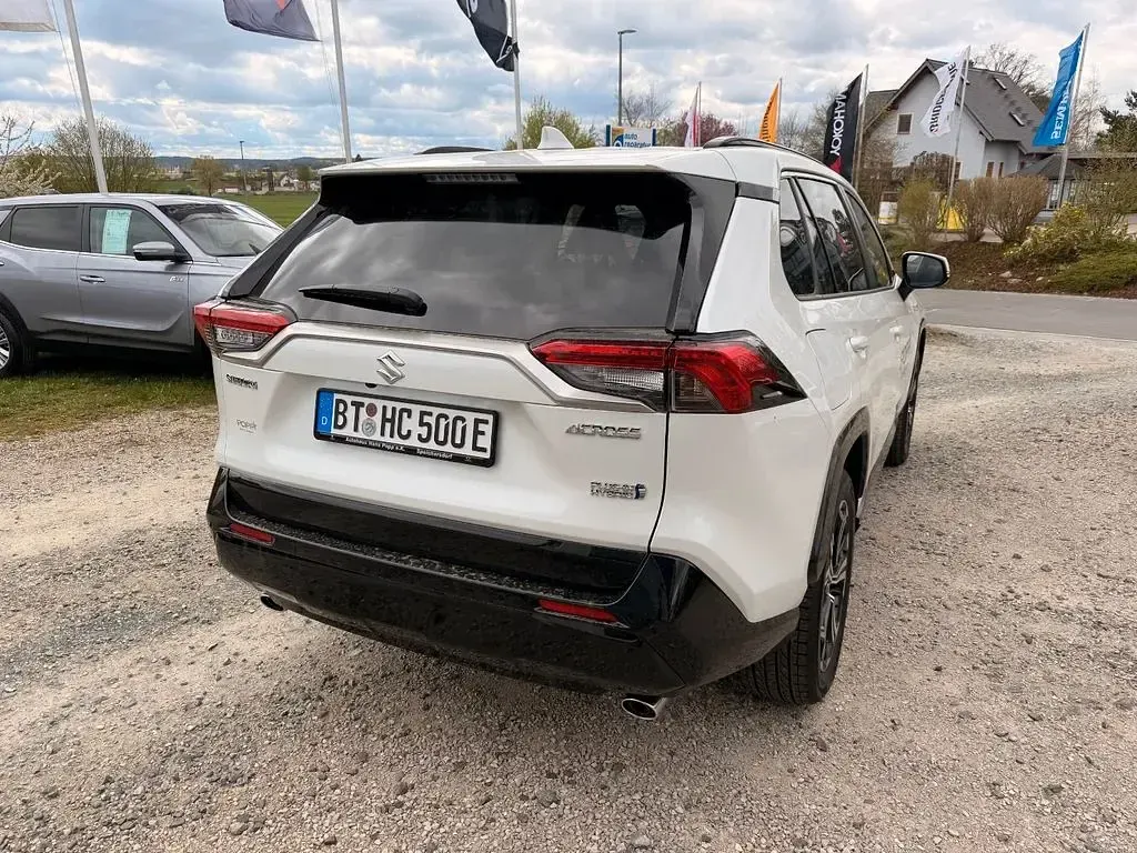 Gebraucht Suzuki Across 306 PS (225 kW) 2025 Weiß SUV