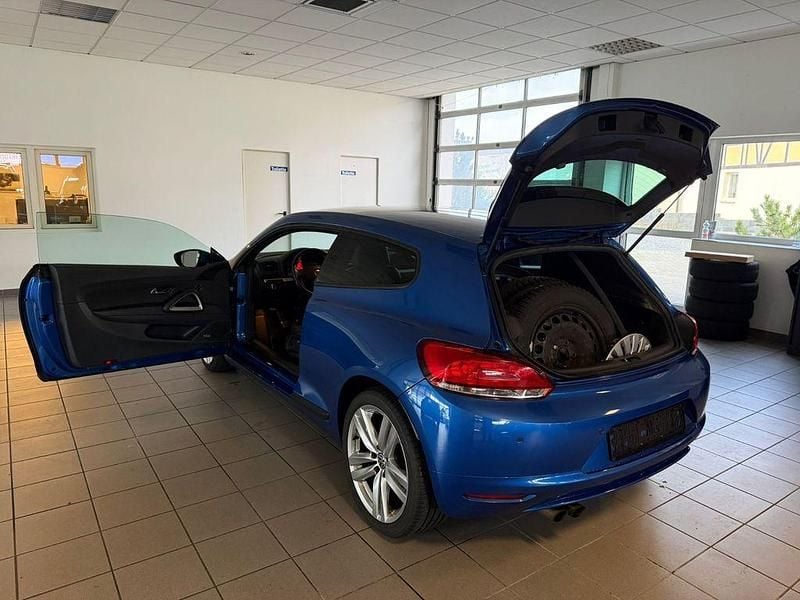 Gebraucht VW Scirocco Sport 160 PS (117 kW) 2009 Blau Coupé