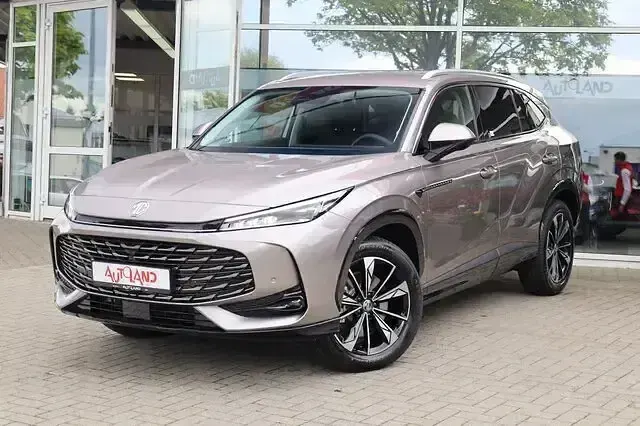 Uusi MG HS Luxury 224 HP (164 kW) 2026 Hopea Katumaasturi