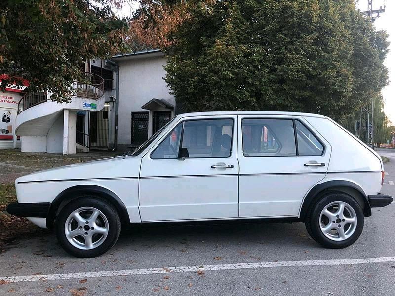 Weiß Gebraucht 1985 VW Golf II Limousine | 6.200 € - Bild 1/4