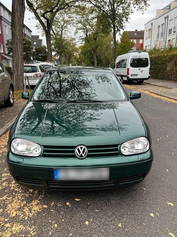 Grün Gebraucht 1998 VW Golf IV Basis Kleinwagen | 2.300 € (Fairer Preis) - Bild 1/4