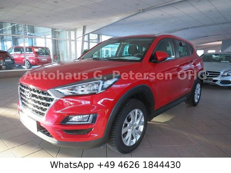 Gebraucht Hyundai Tucson 132 PS (97 kW) 2020 Rot SUV