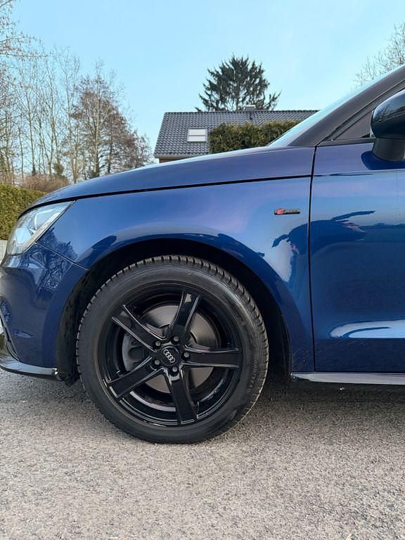 Gebraucht Audi A1 Sportback Design 140 PS (102 kW) 2014 Blau Kleinwagen