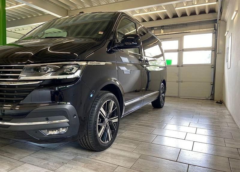 Gebraucht VW Multivan Exclusive 204 PS (150 kW) 2021 Schwarz Van