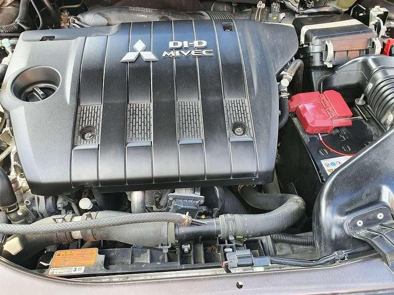 Gebraucht Mitsubishi Outlander Motion 177 PS (130 kW) 2012 Braun SUV