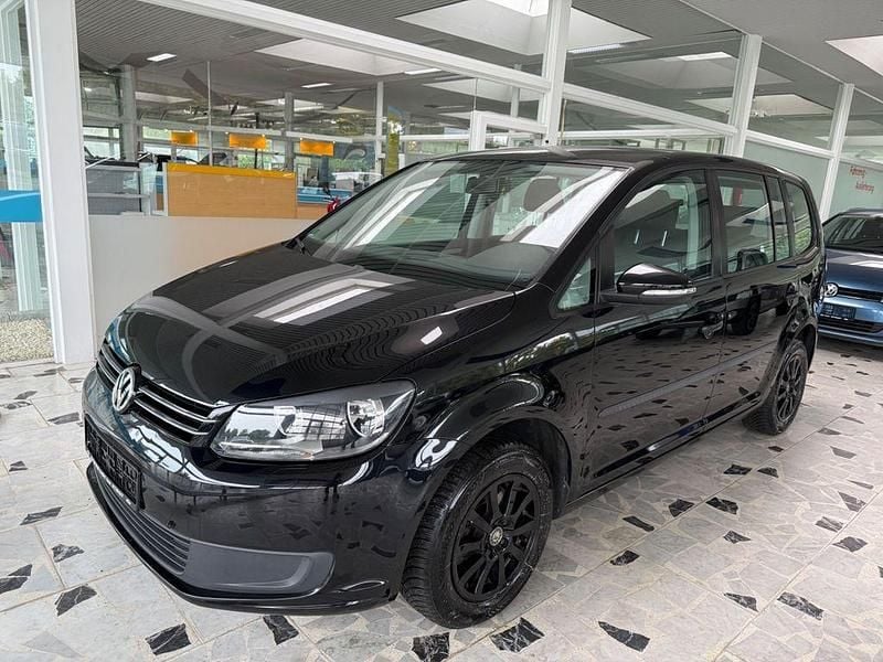 Schwarz Gebraucht 2012 VW Touran Trendline Van / Kleinbus | 8.499 € (Etwas zu teuer) - Bild 1/4