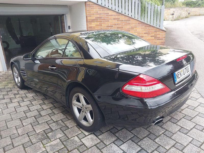 Gebraucht Mercedes SL350 272 PS (200 kW) 2006 Schwarz Cabrio