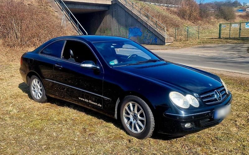Gebraucht Mercedes CLK200 Avantgarde 163 PS (119 kW) 2005 Schwarz Coupé