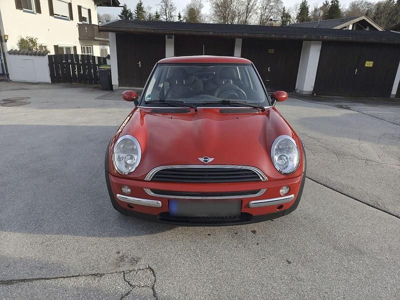 Gebraucht Mini ONE 90 PS (66 kW) 2003 Rot Kleinwagen