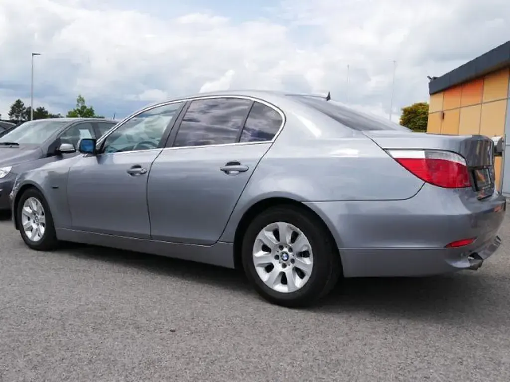 Gebraucht BMW 525 192 PS (141 kW) 2004 Grau Limousine