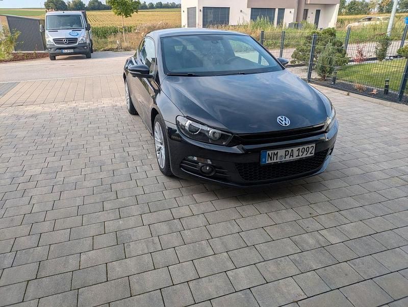 Schwarz Gebraucht 2013 VW Scirocco Life Coupé | 11.500 € (Etwas zu teuer) - Bild 1/4