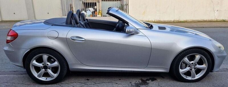Silber Gebraucht 2008 Mercedes SLK350 Premium Cabrio | 6.399 € - Bild 1/4