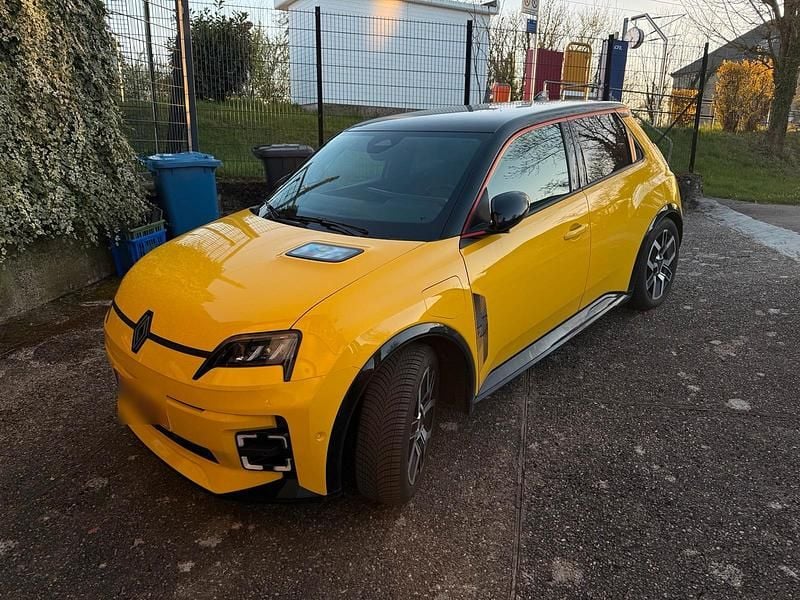 Gebraucht Renault R5 Iconic 110 kW (150 PS) 2024 Gelb Kleinwagen