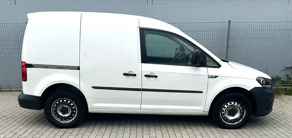 Gebraucht VW Caddy 102 PS (75 kW) 2017 Weiß Van / Kleinbus