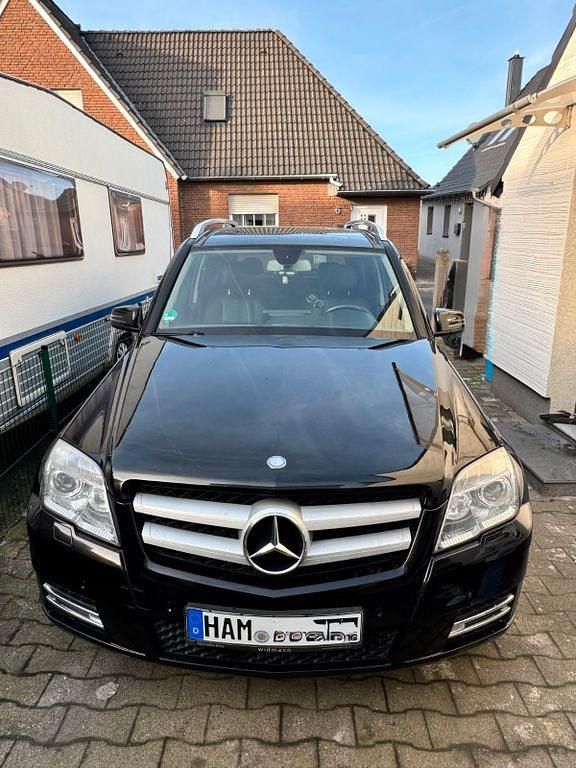 Gebraucht Mercedes GLK250 204 PS (150 kW) 2011 Schwarz SUV