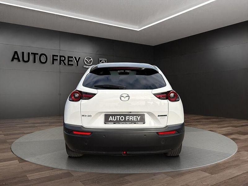 Gebraucht Mazda MX30 Ad'Vantage 106 kW (145 PS) 2022 Arctic white SUV