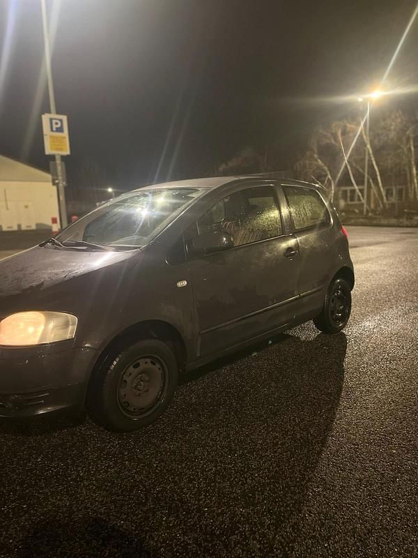 Gebraucht VW Fox 55 PS (40 kW) 2007 Grau Kleinwagen