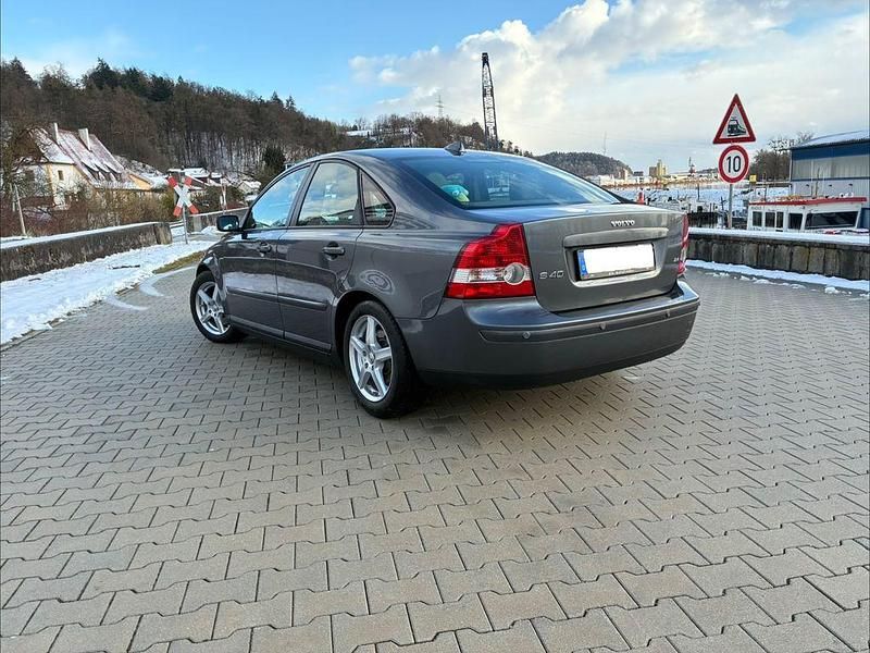 Gebraucht Volvo S40 Summum 140 PS (102 kW) 2004 Grau Limousine