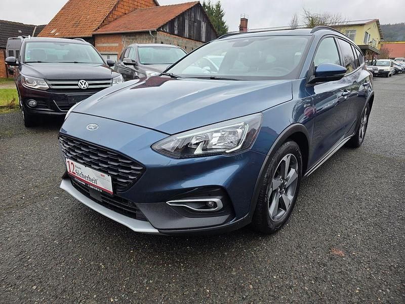 Blau Gebraucht 2021 Ford Focus Active X Kombi | 17.200 € (Superpreis) - Bild 1/4