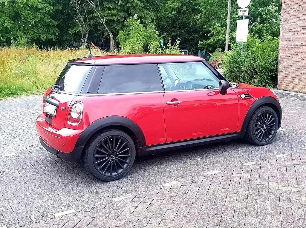 Usata Mini ONE 98 CV (72 kW) 2011 Rosso Utilitaria