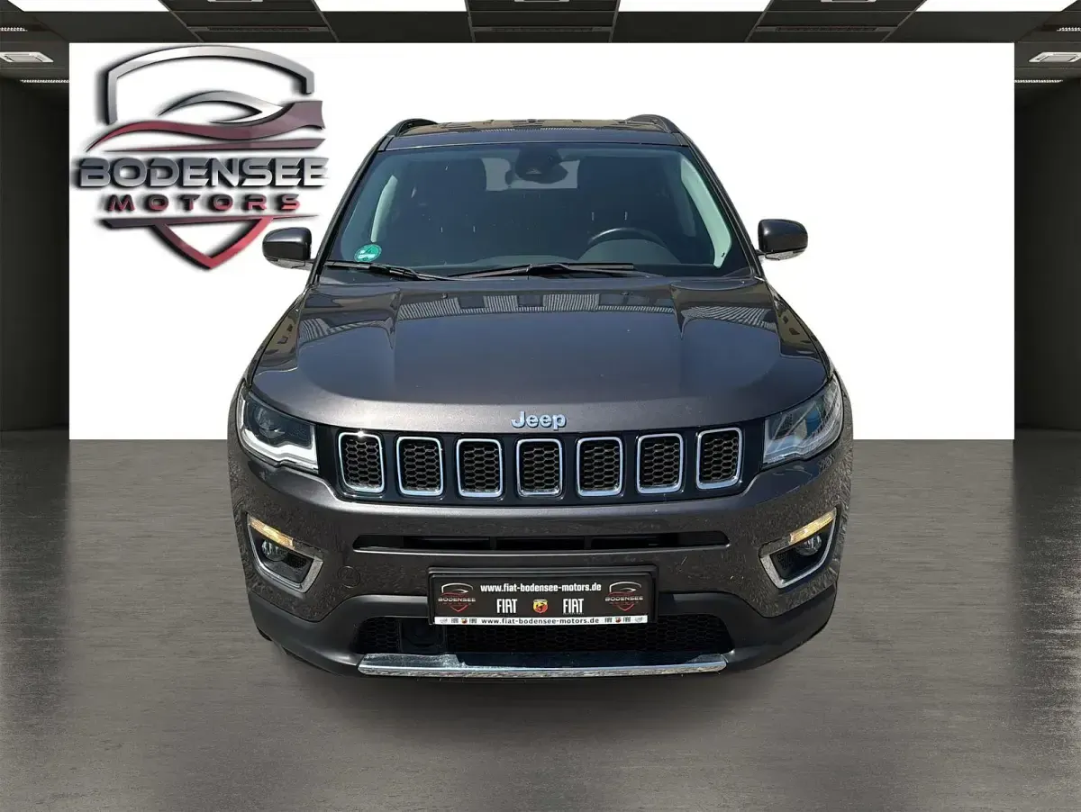 Used Jeep Compass Limited 150 HP (110 kW) 2020 Silver SUV