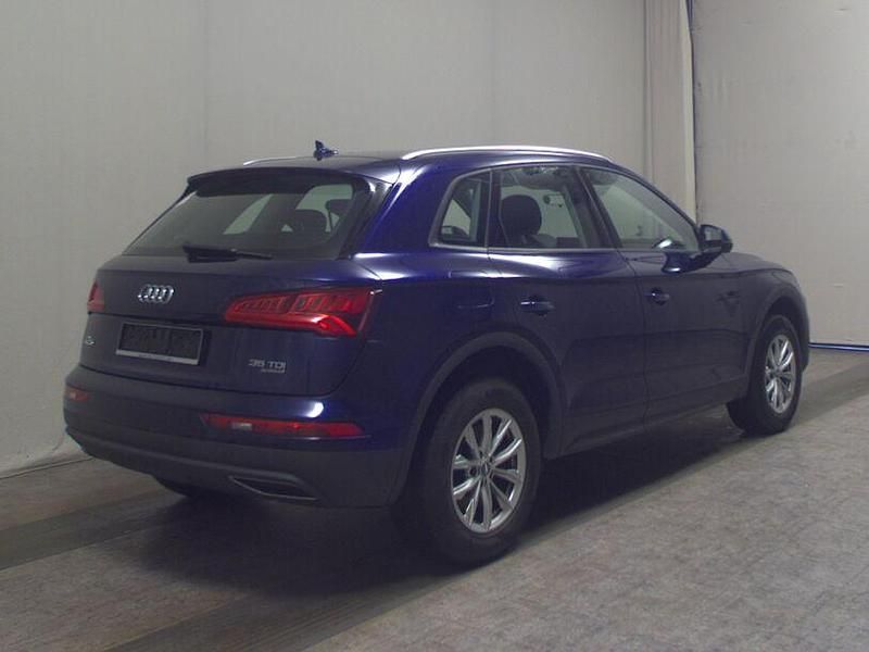 Usado Audi Q5 Advanced 163 HP (119 kW) 2020 Azul SUV