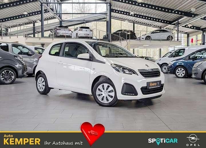 Weiß Gebraucht 2021 Peugeot 108 Active Kleinwagen | 12.450 € (Teuer) - Bild 1/4
