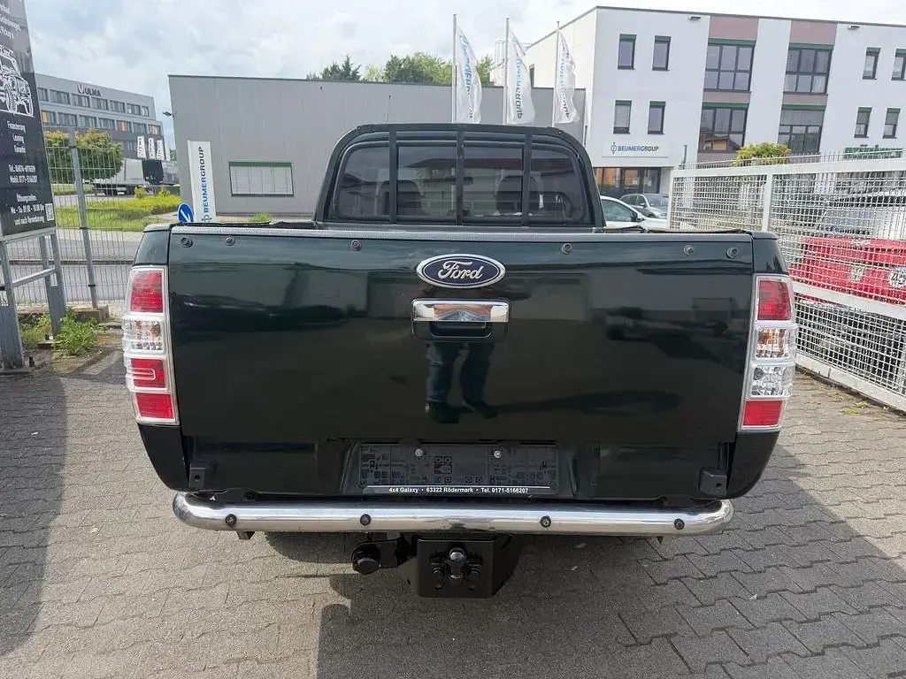 Gebraucht Ford Ranger Limited 143 PS (105 kW) 2010 Grün Pickup