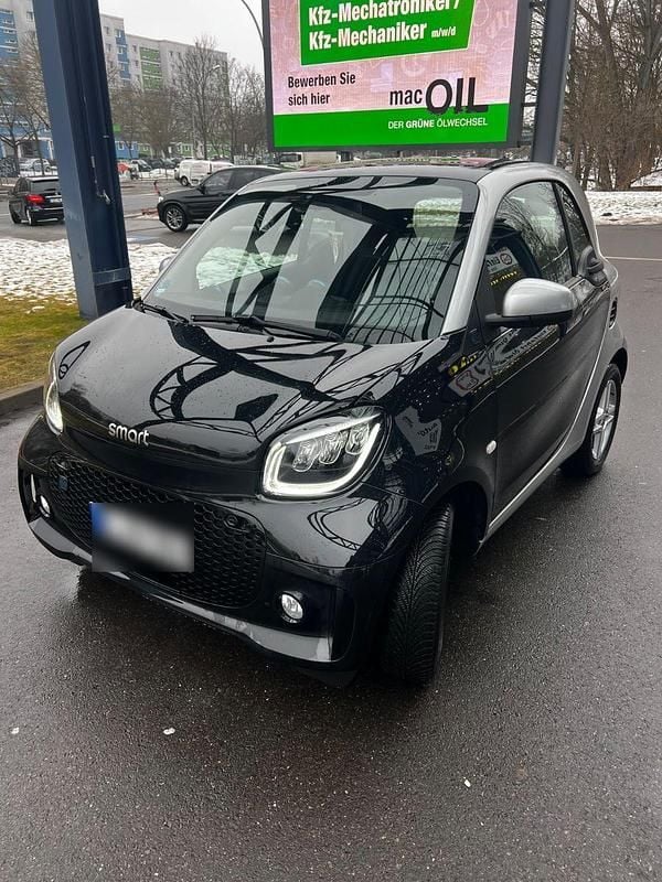 Gebraucht Smart ForTwo Coupé 60 kW (82 PS) 2021 Schwarz Coupé